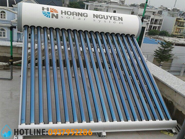 Máy Nước Nóng Năng Lượng Mặt Trời Ống Thủy Tinh Hoàng Nguyên 200L