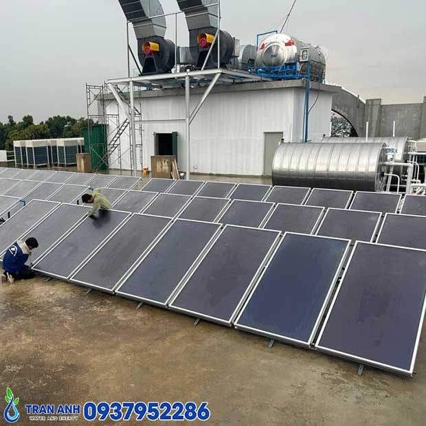 Thumbnail 4: Tấm Thu Nhiệt NLMT Công Nghiệp Solahart Model L